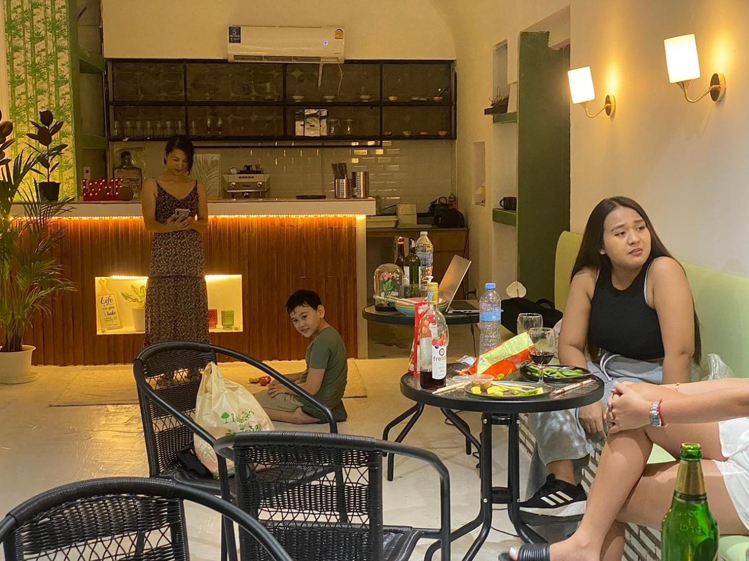 Homey Stay And Cafe By Hematoa Bangkok Zewnętrze zdjęcie